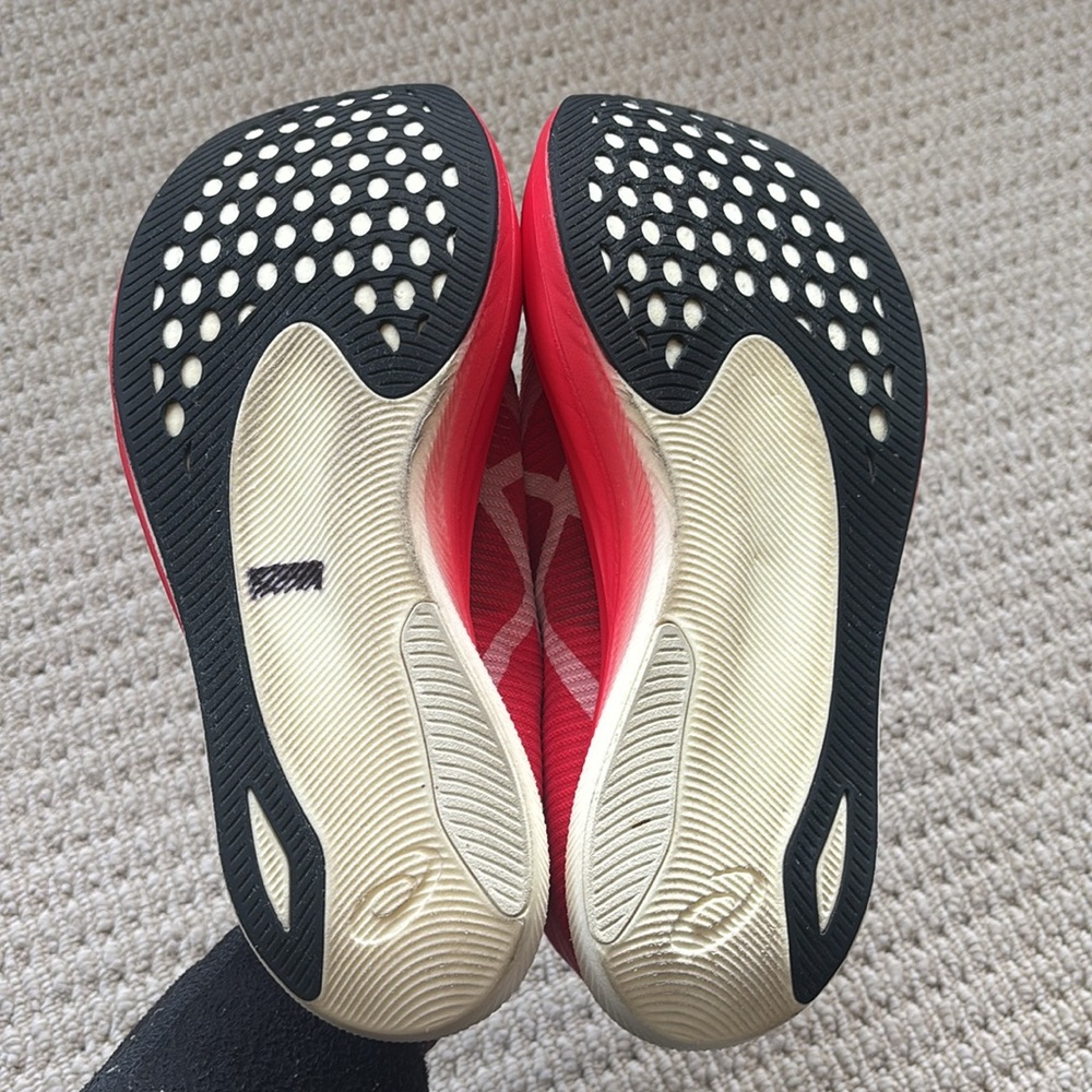 ASICS Metaspeed Edge+ Running Shoe Diva Pink/White 9.5 Wide Women/8 Men 1013A116 - Picture 9 of 10